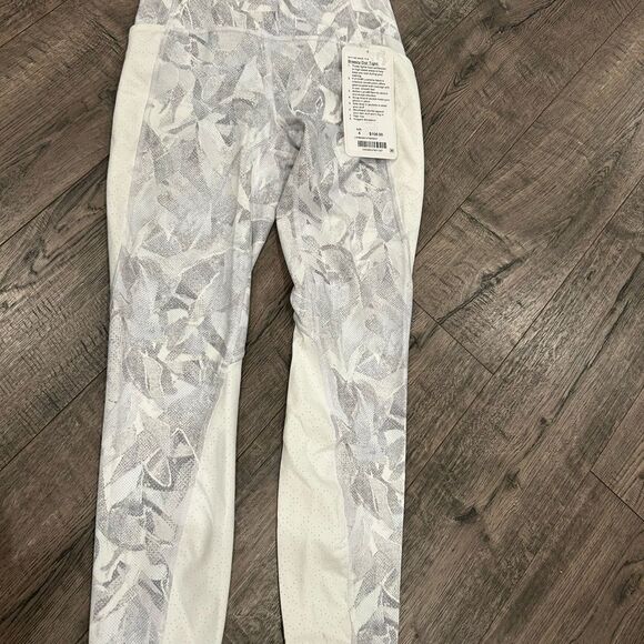 Lululemon Gray Patterned Leggings Breezy Dot Tight - Picture 6 of 7